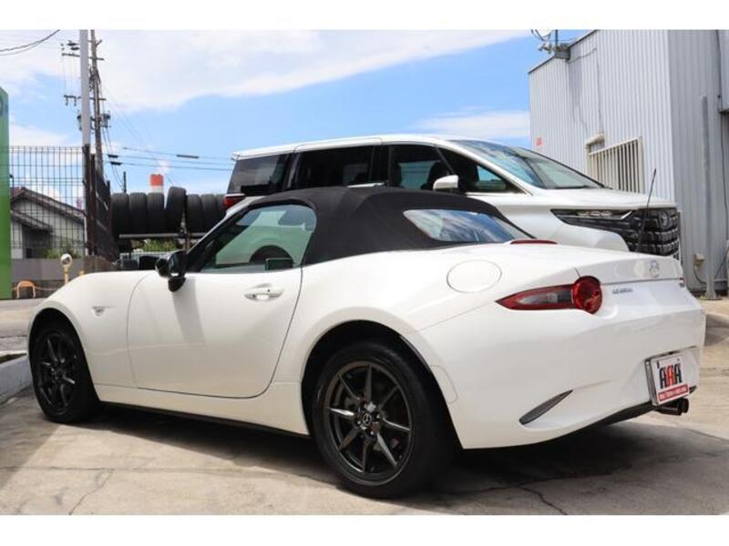 ROADSTER