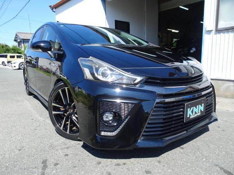 PRIUS ALPHA-0