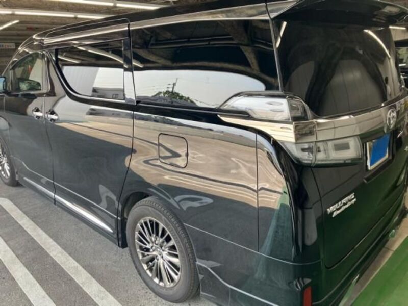 VELLFIRE