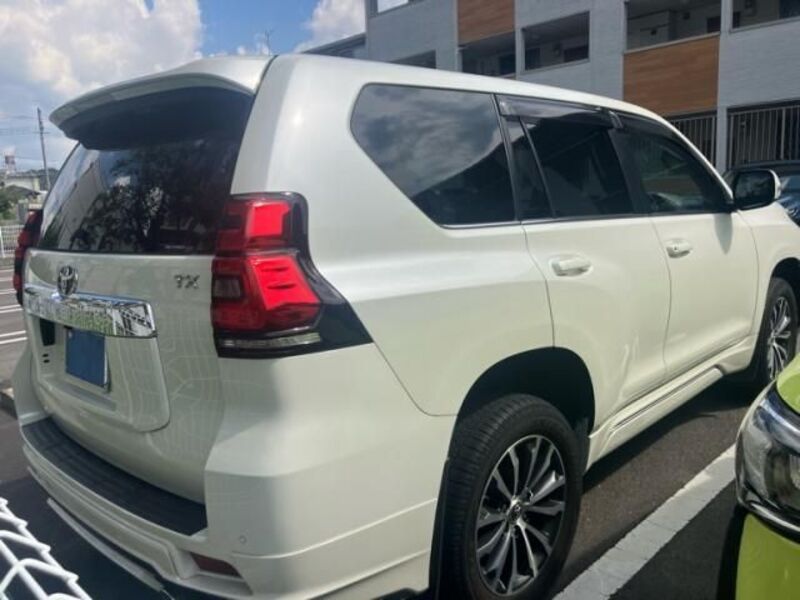 LAND CRUISER PRADO