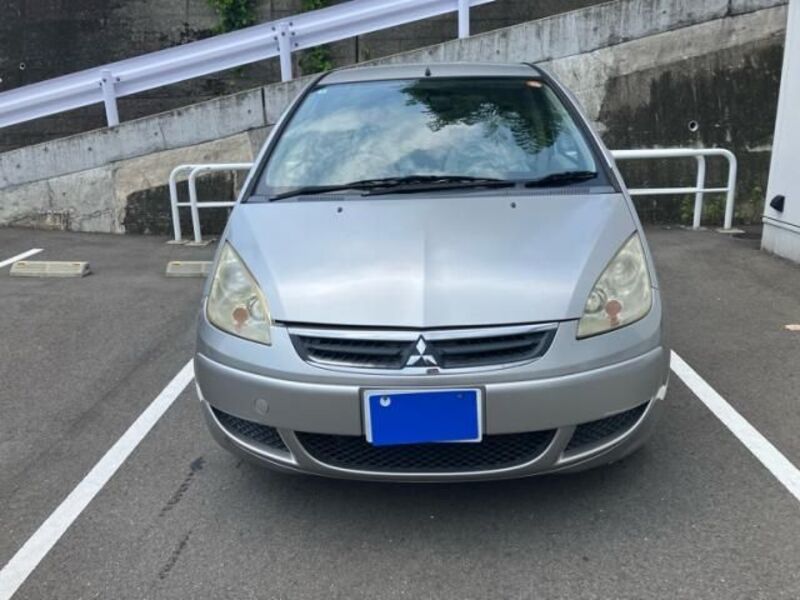 MITSUBISHI COLT