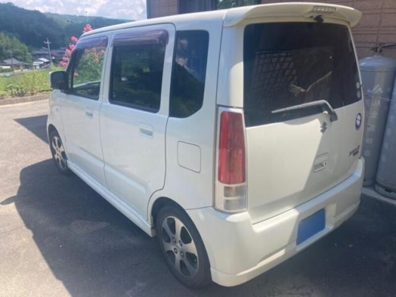 WAGON R