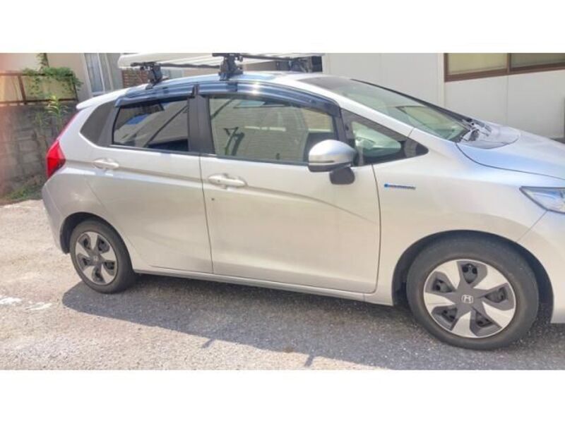 FIT HYBRID