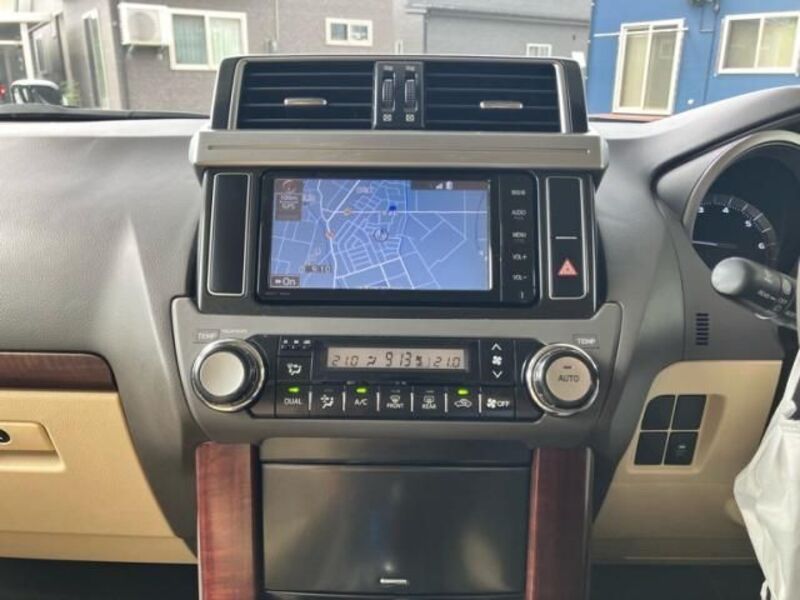 LAND CRUISER PRADO