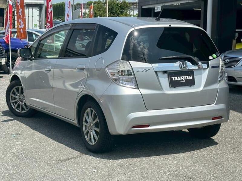 FIT HYBRID