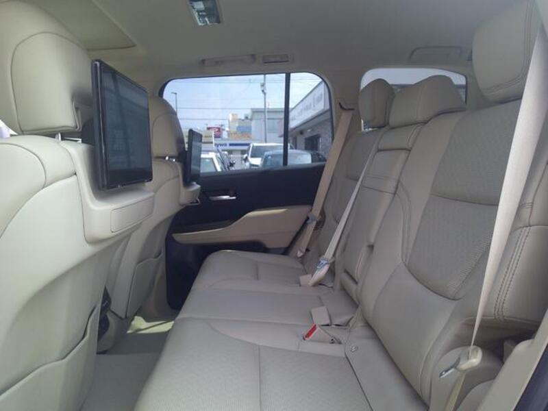 LAND CRUISER