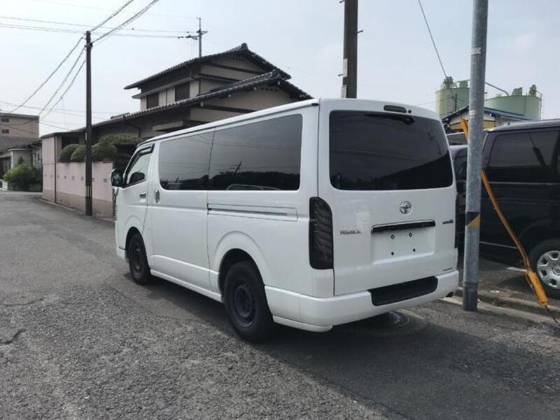 HIACE VAN