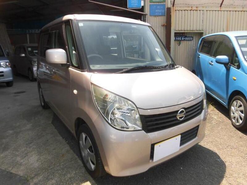 NISSAN ROOX