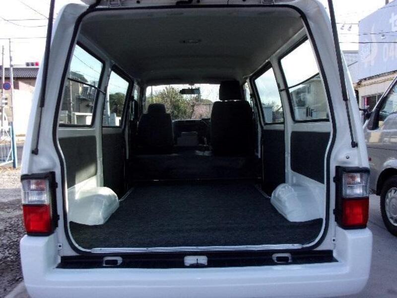 BONGO VAN