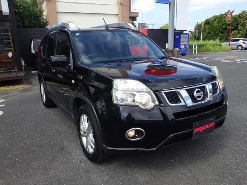 X-TRAIL