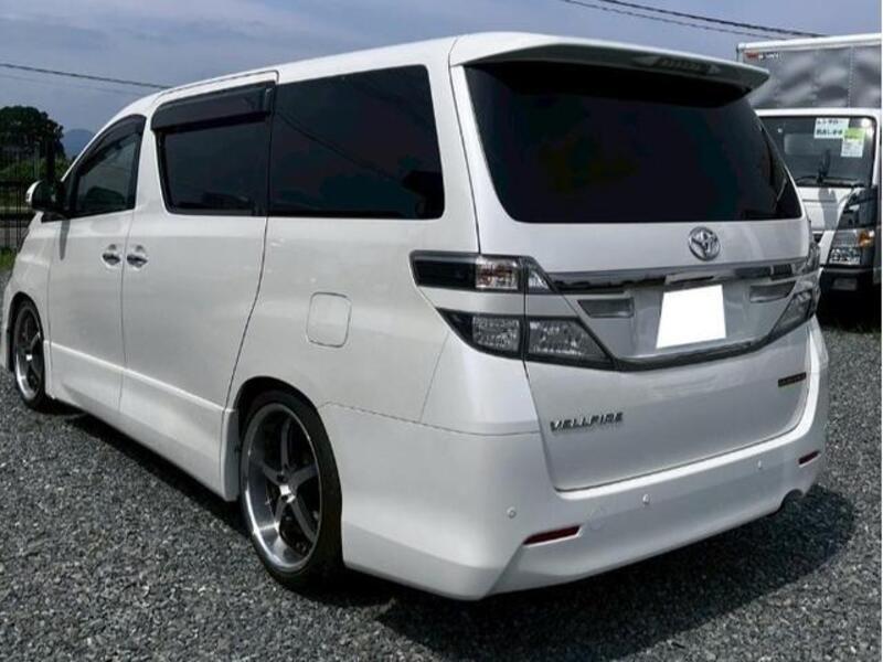 VELLFIRE