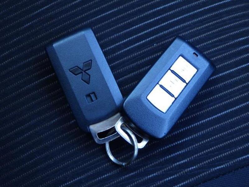 EK CUSTOM