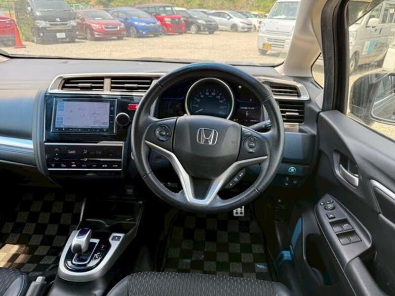 FIT HYBRID
