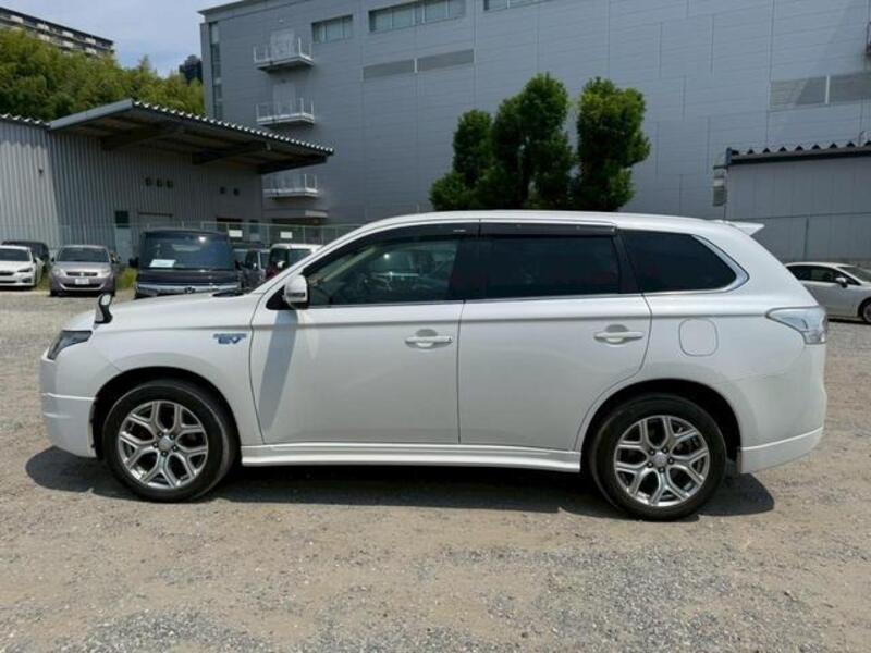OUTLANDER PHEV