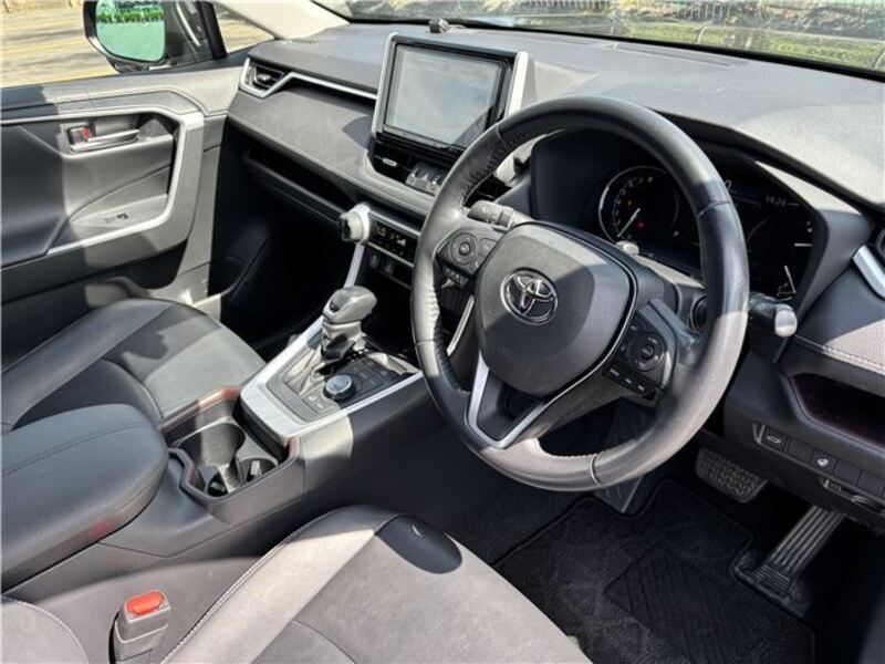 RAV4