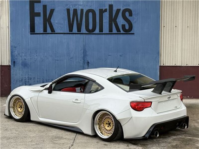 86