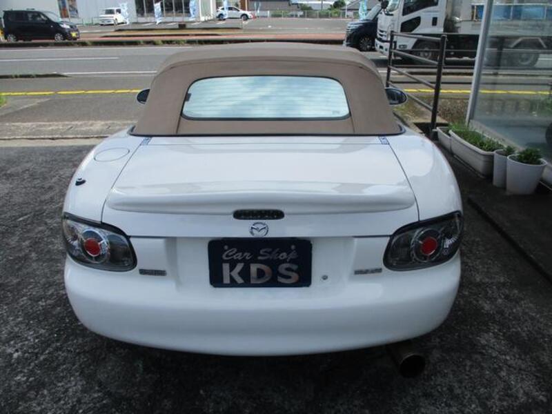 ROADSTER