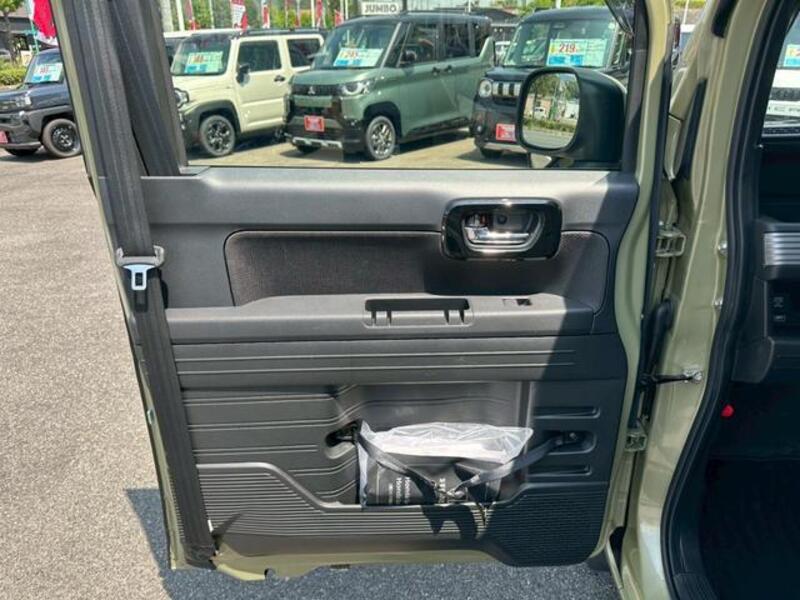 N-VAN