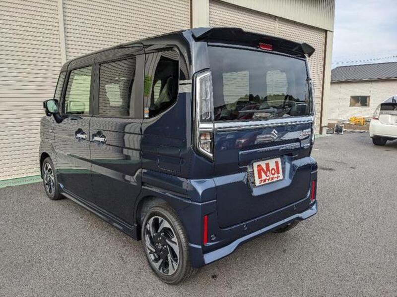 SPACIA CUSTOM