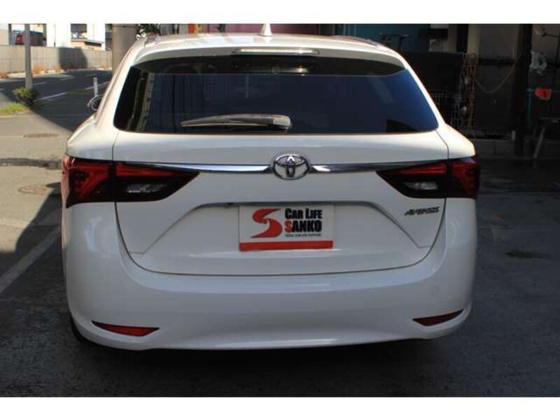AVENSIS WAGON