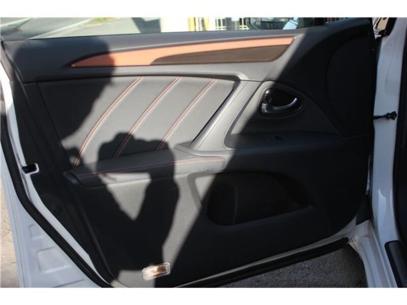 AVENSIS WAGON