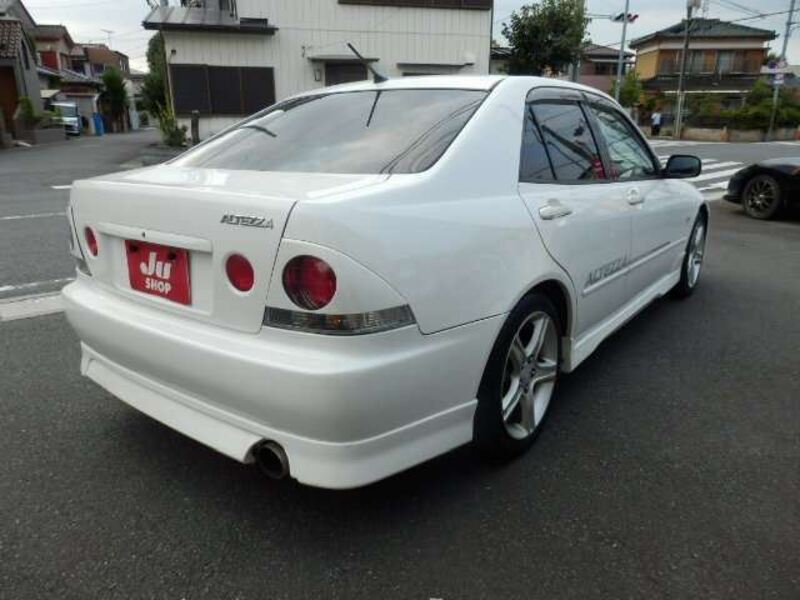 ALTEZZA