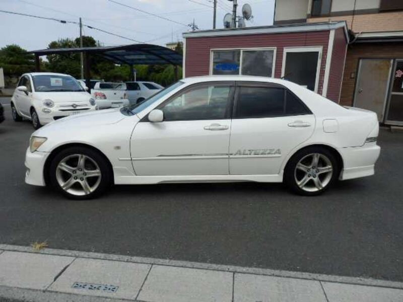 ALTEZZA