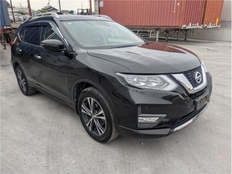X-TRAIL