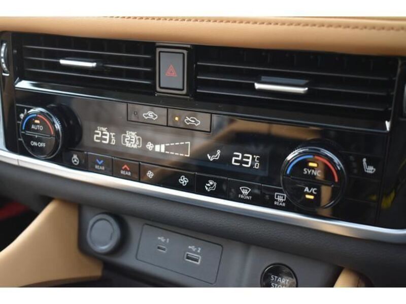 X-TRAIL