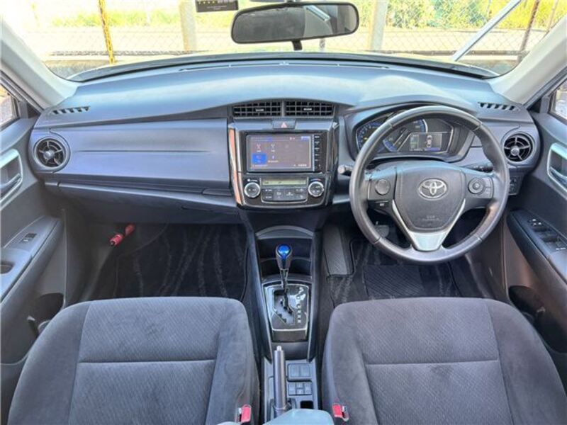 COROLLA AXIO