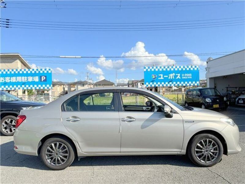 COROLLA AXIO