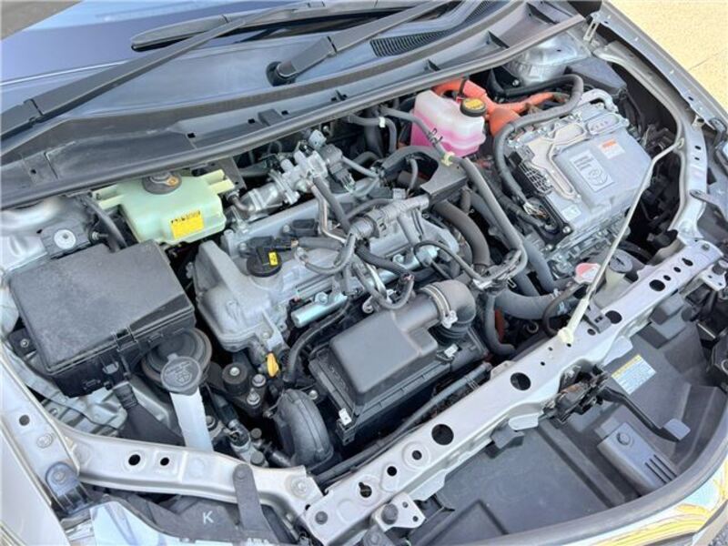 COROLLA AXIO