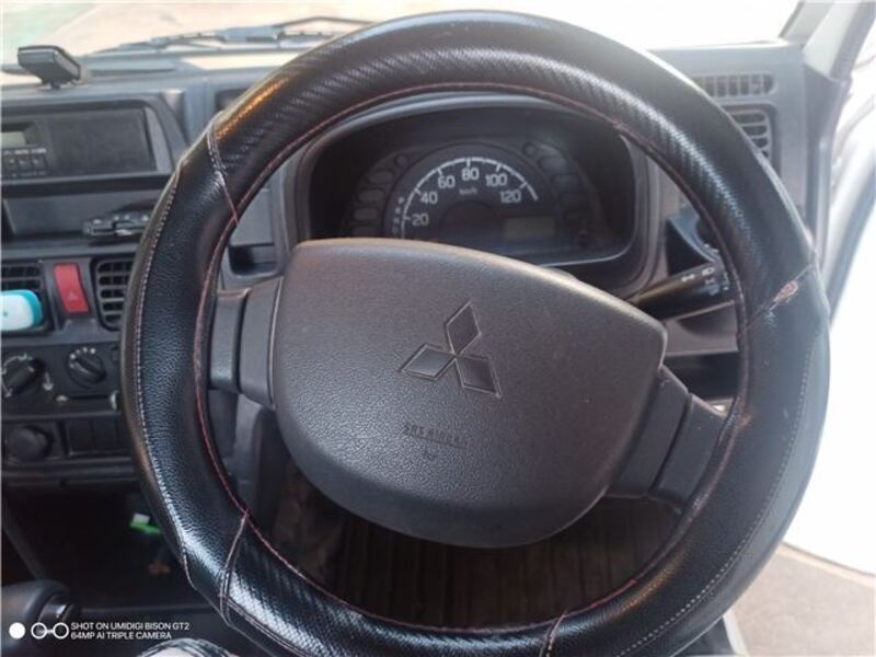 MINICAB TRUCK