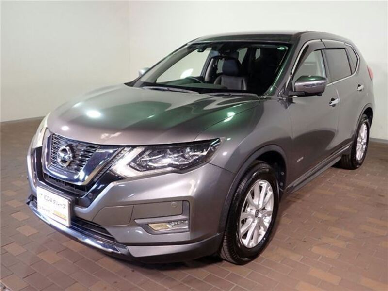 X-TRAIL