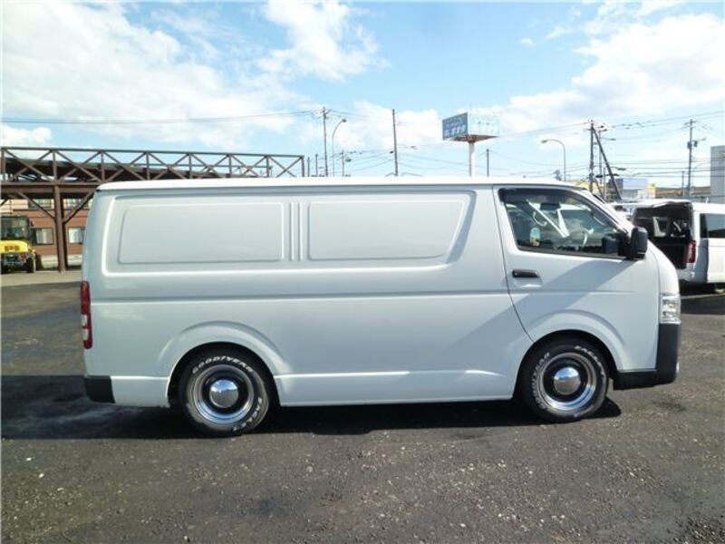 HIACE