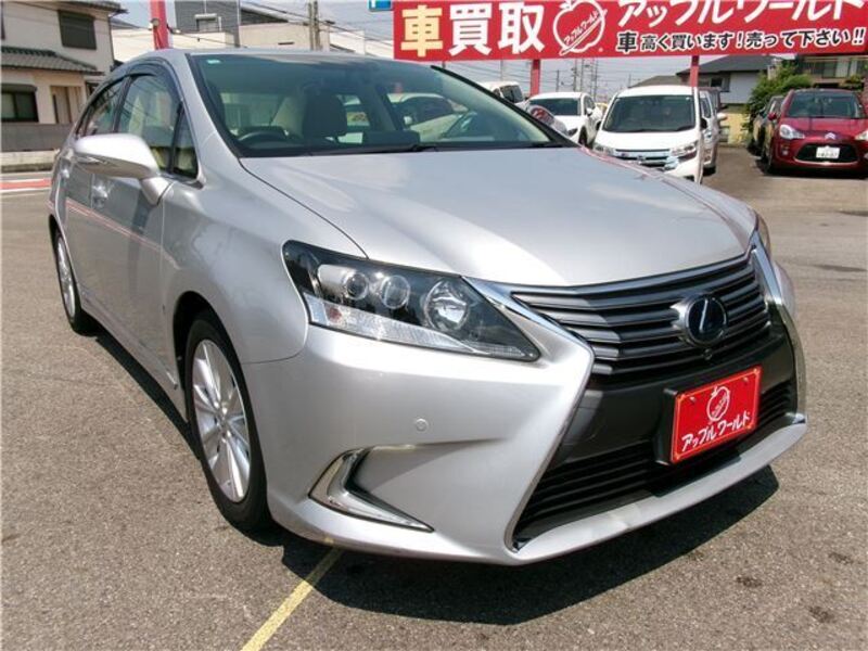 LEXUS HS