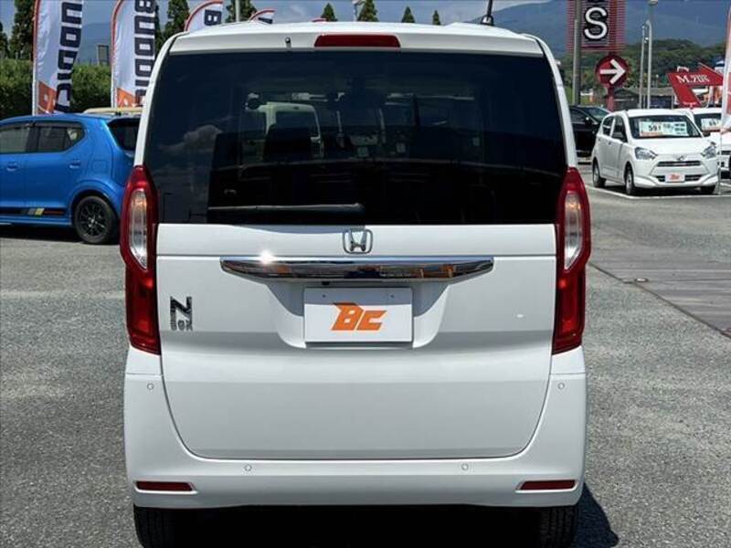 N BOX