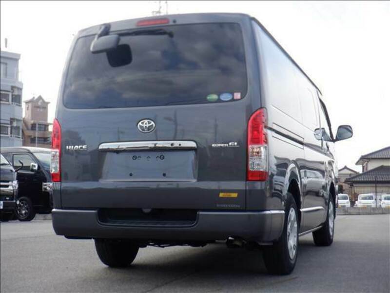 HIACE VAN