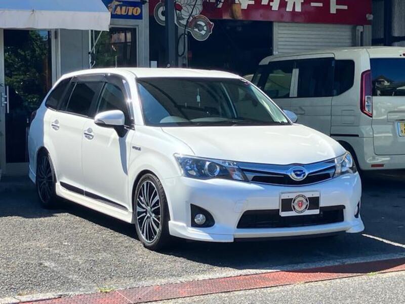 COROLLA FIELDER
