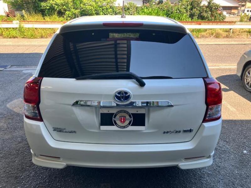 COROLLA FIELDER