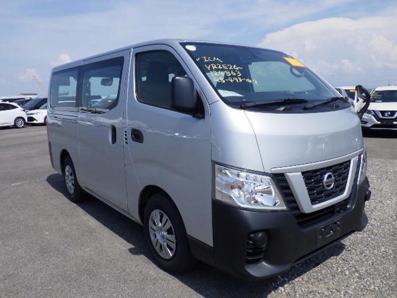 NV350 CARAVAN-0