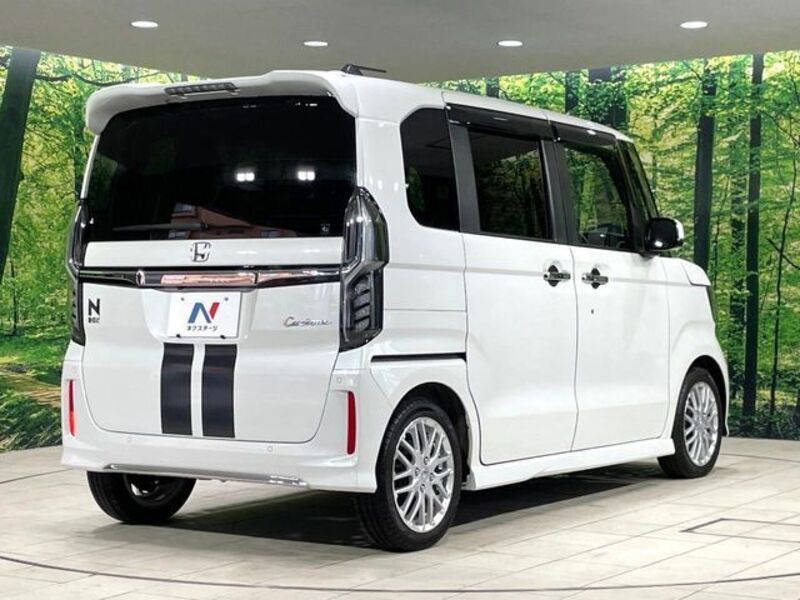 N BOX CUSTOM