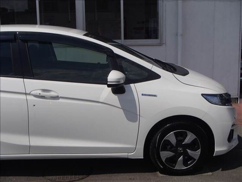 FIT HYBRID