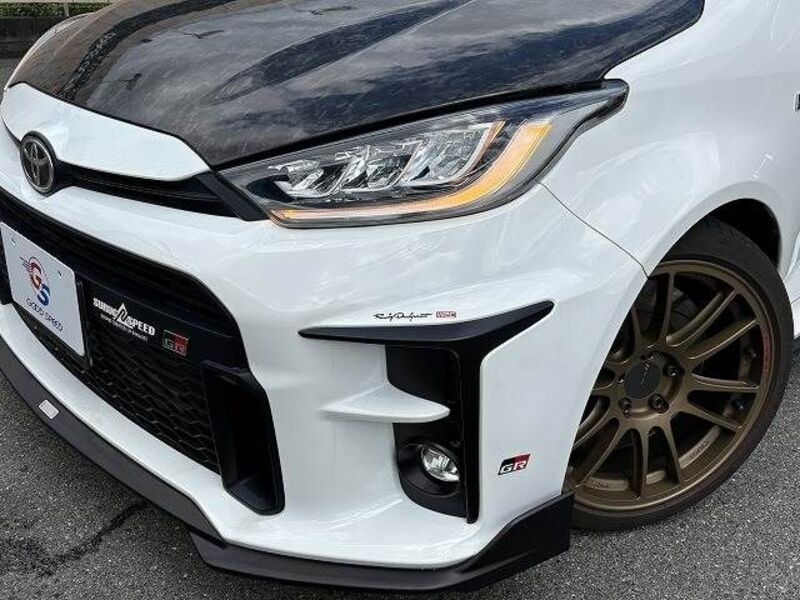 GR YARIS