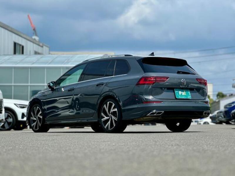 GOLF VARIANT