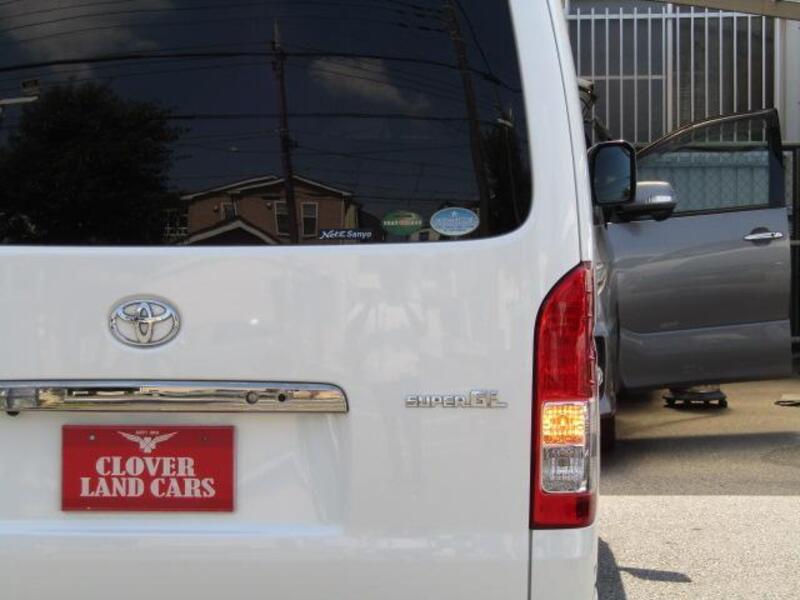 HIACE VAN