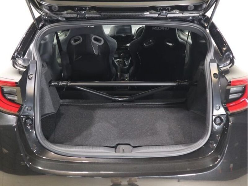 GR YARIS