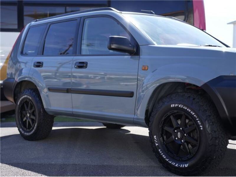 X-TRAIL