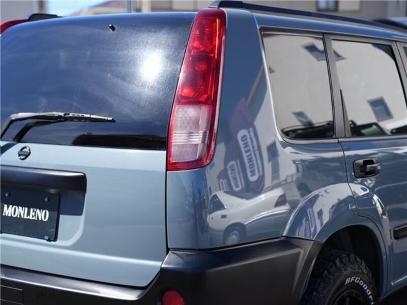 X-TRAIL
