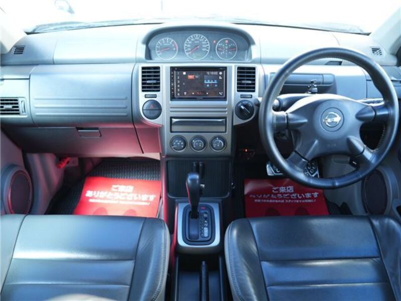 X-TRAIL